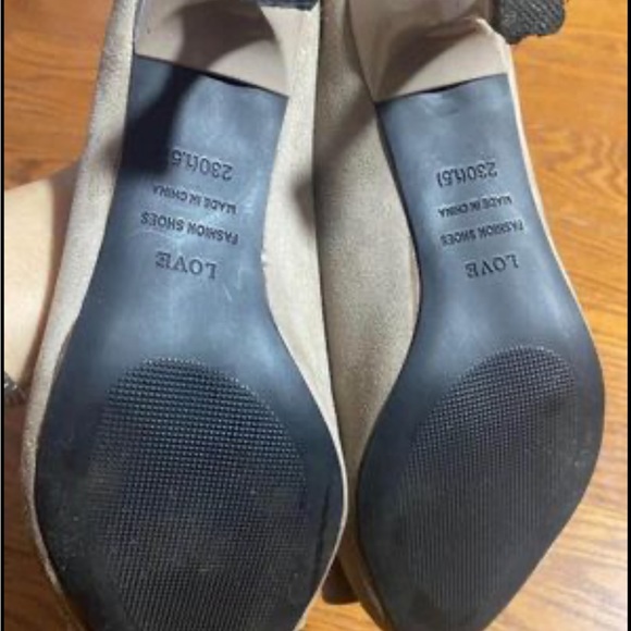 Size 6 (36) heels - Picture 2 of 3